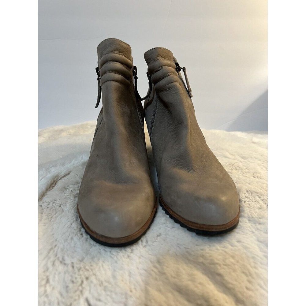 Biala Ashton Beige Leather Double Side Zip Wedge Ankle Boots Sz 41 US 9.5